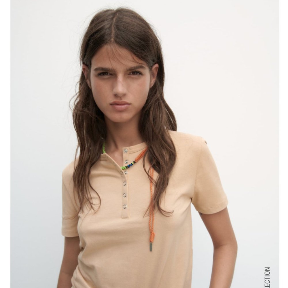 ZARA T-SHIRT WITH BUTTONS
